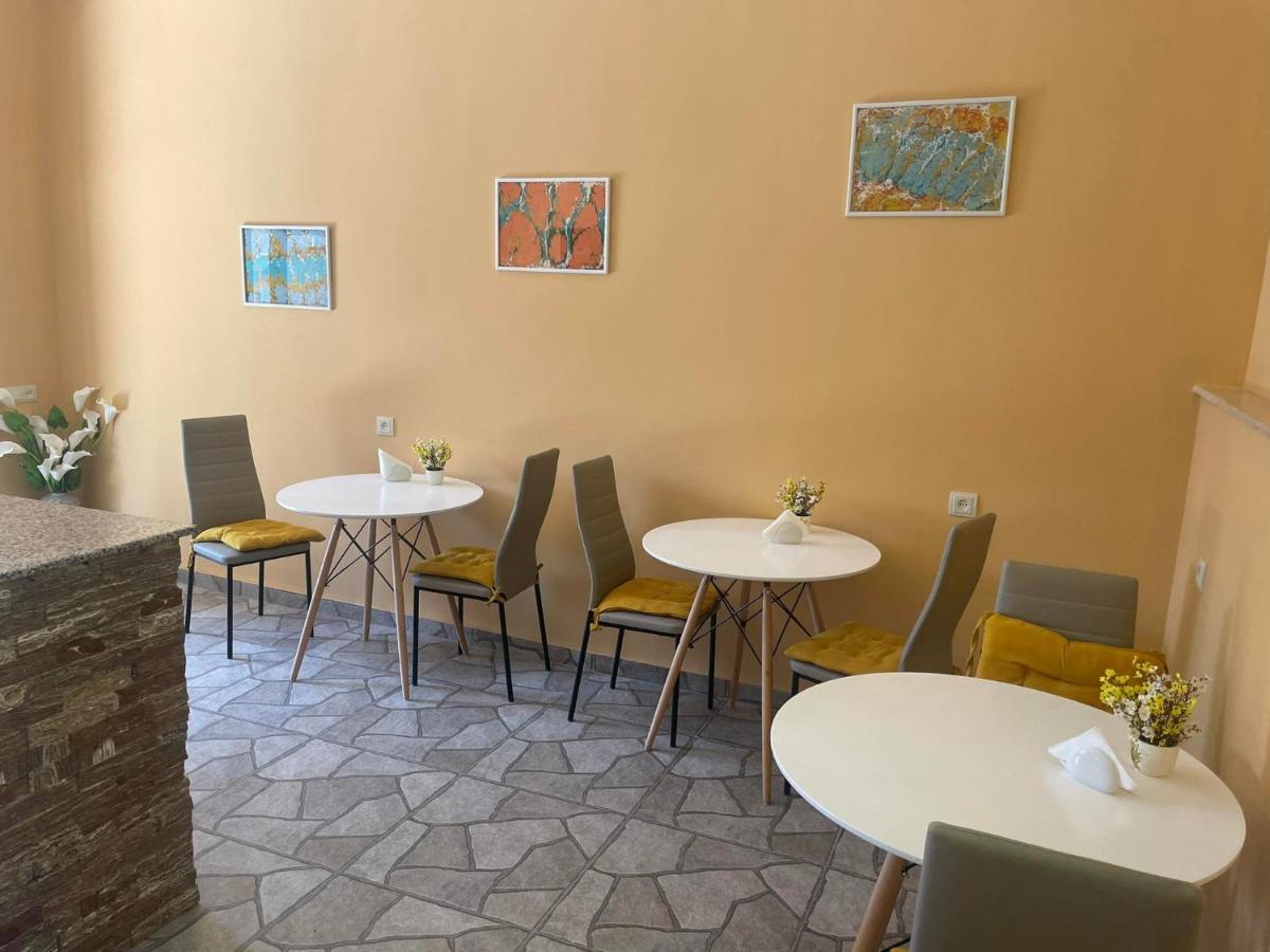 Hotel Nabadi Тбилиси Екстериор снимка