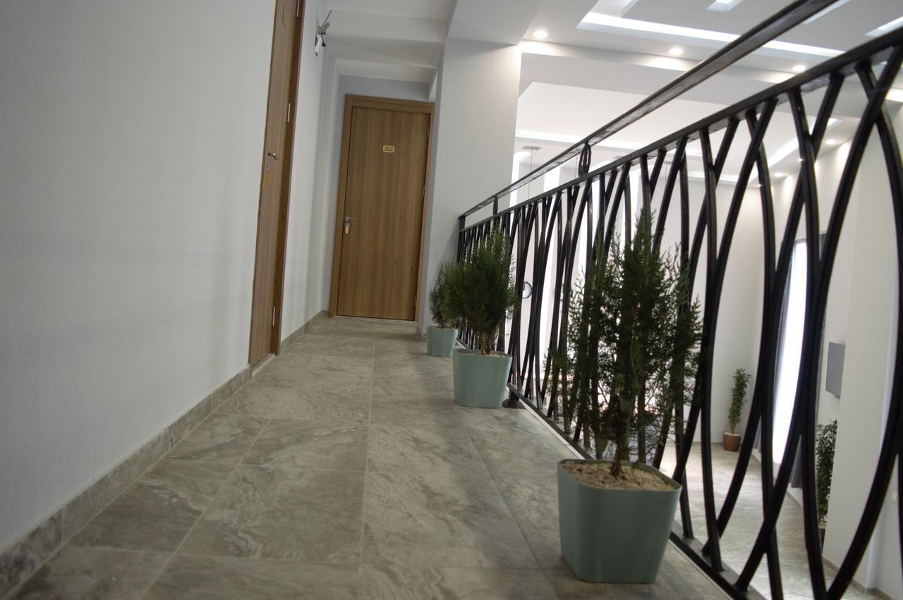 Hotel Nabadi Тбилиси Екстериор снимка