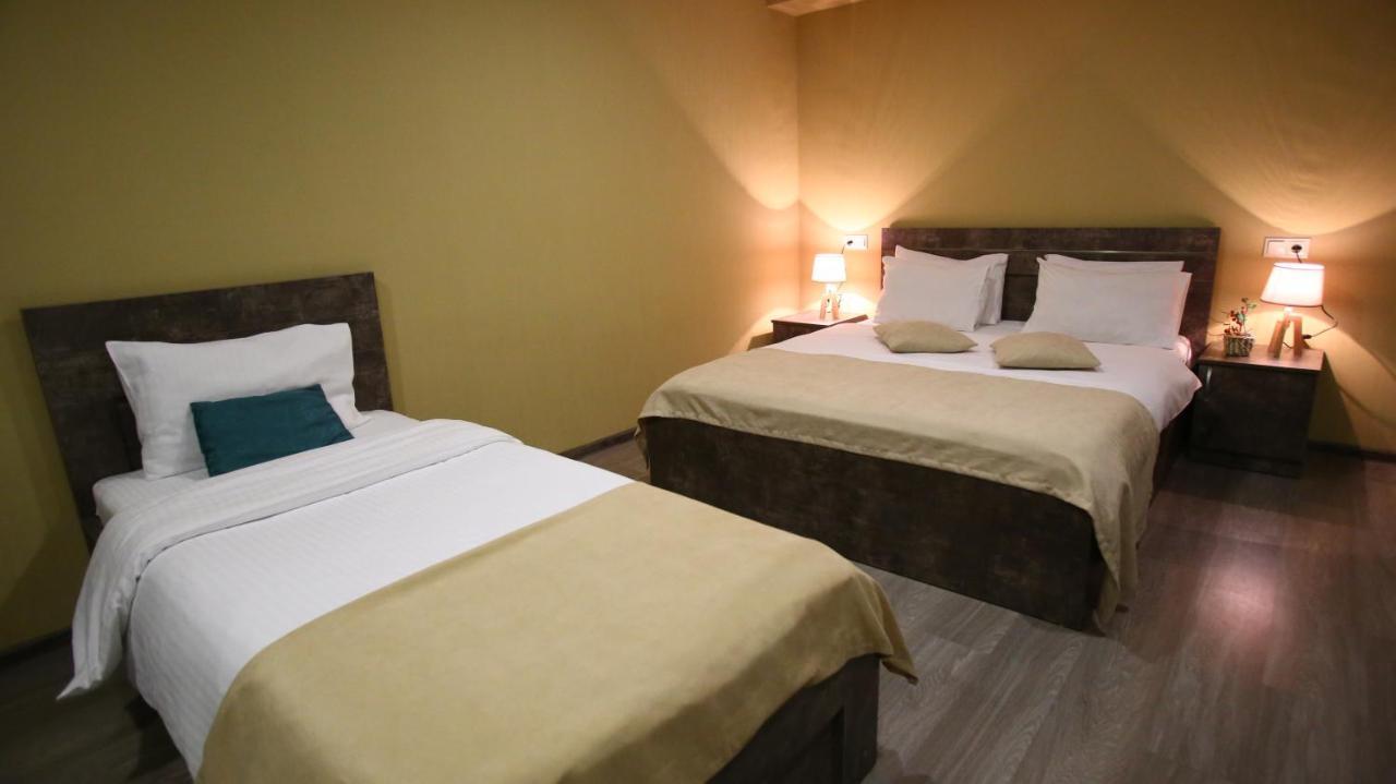 Hotel Nabadi Тбилиси Екстериор снимка