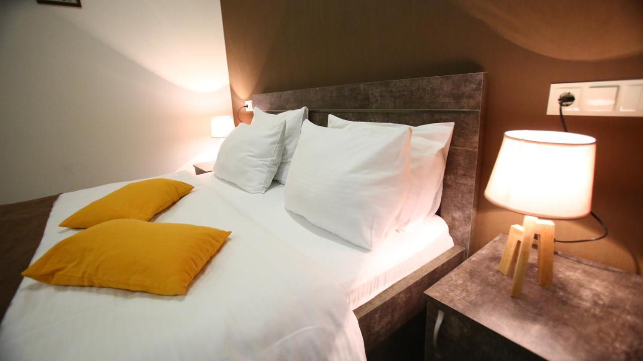 Hotel Nabadi Тбилиси Екстериор снимка