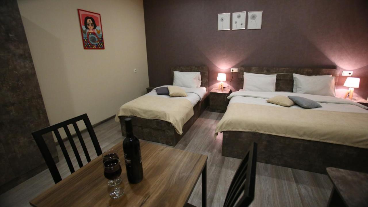 Hotel Nabadi Тбилиси Екстериор снимка